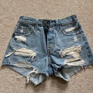 Levi's Distressed Denim Shorts - Blue